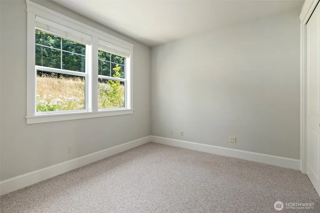 4815 Portalis Way Anacortes WA 98221