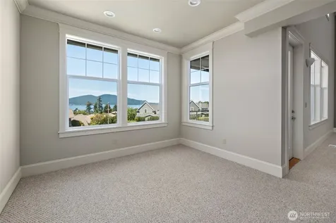 4815 Portalis Way Anacortes WA 98221