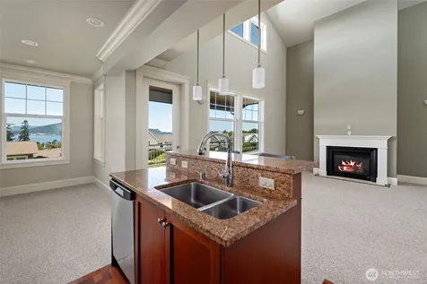 4815 Portalis Way Anacortes WA 98221