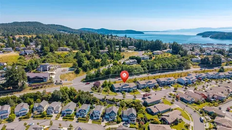4815 Portalis Way Anacortes WA 98221