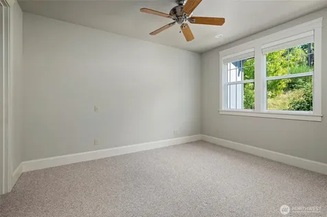 4815 Portalis Way Anacortes WA 98221