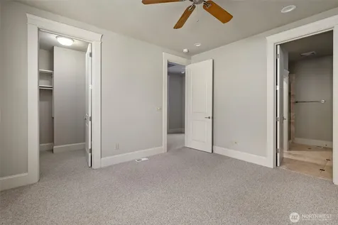 4815 Portalis Way Anacortes WA 98221