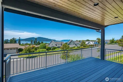 4815 Portalis Way Anacortes WA 98221