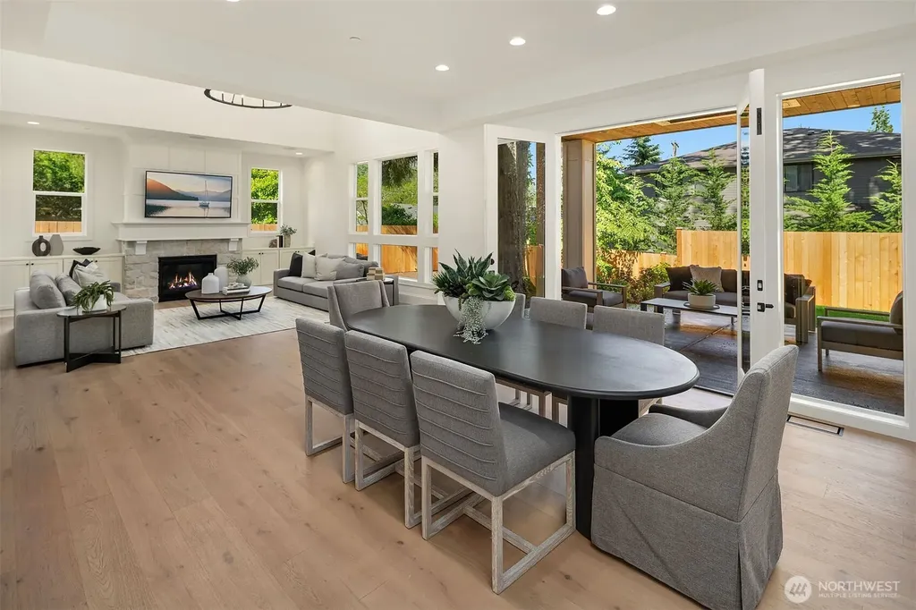 550 166th Avenue NE Bellevue WA 98008