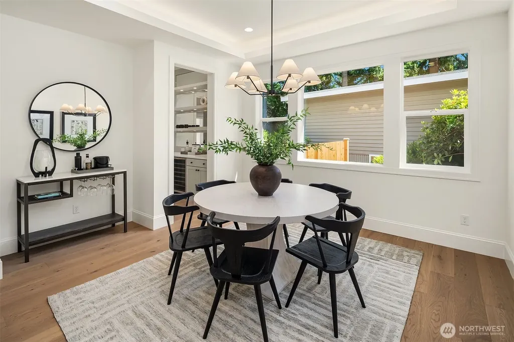 550 166th Avenue NE Bellevue WA 98008