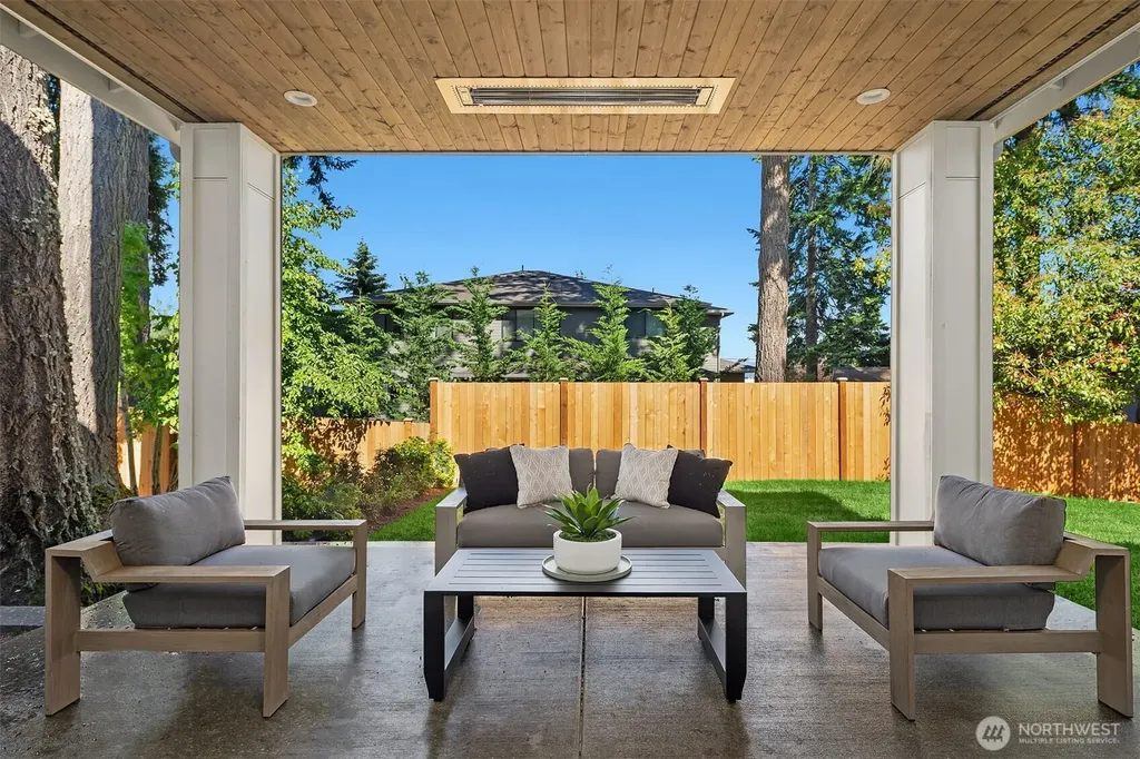 550 166th Avenue NE Bellevue WA 98008