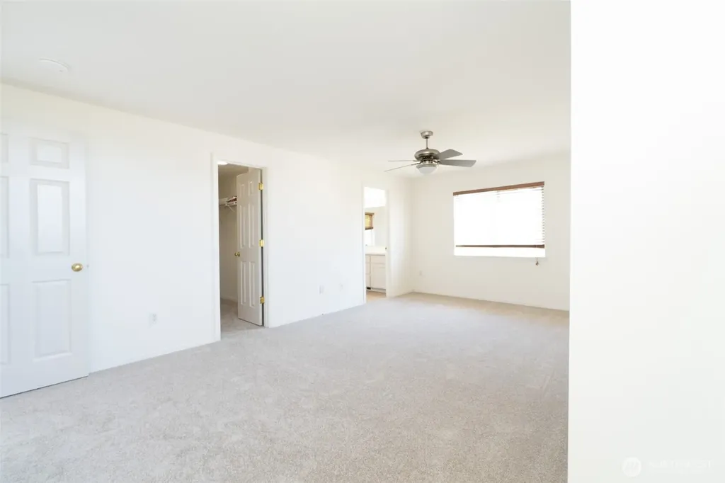 25412 160th Place SE Covington WA 98042