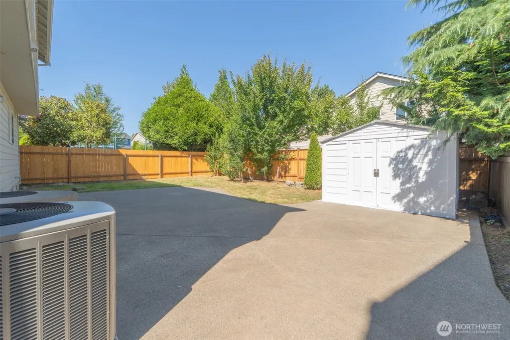 25412 160th Place SE Covington WA 98042