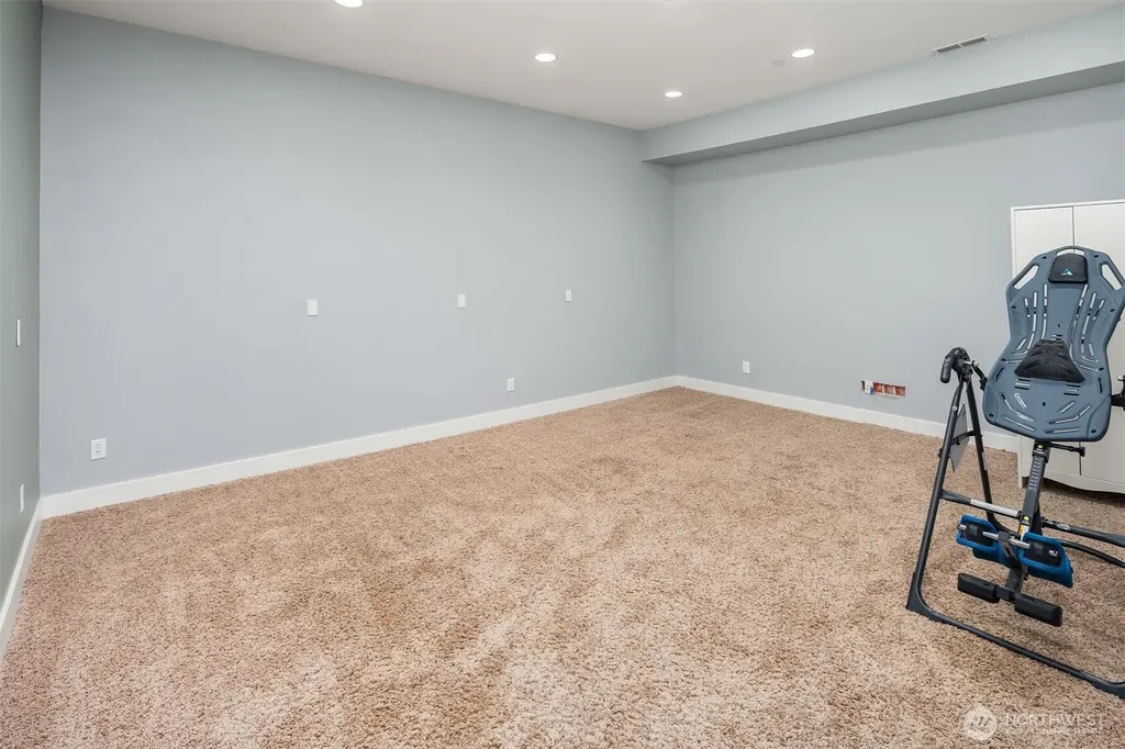 5508 329th Avenue SE Fall City WA 98024