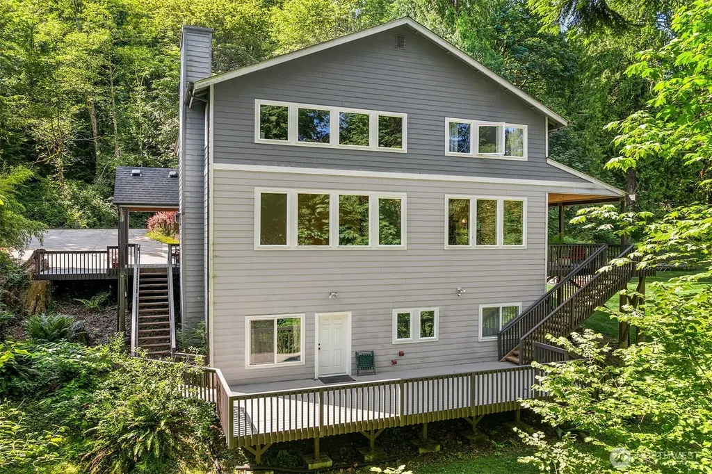 5508 329th Avenue SE Fall City WA 98024