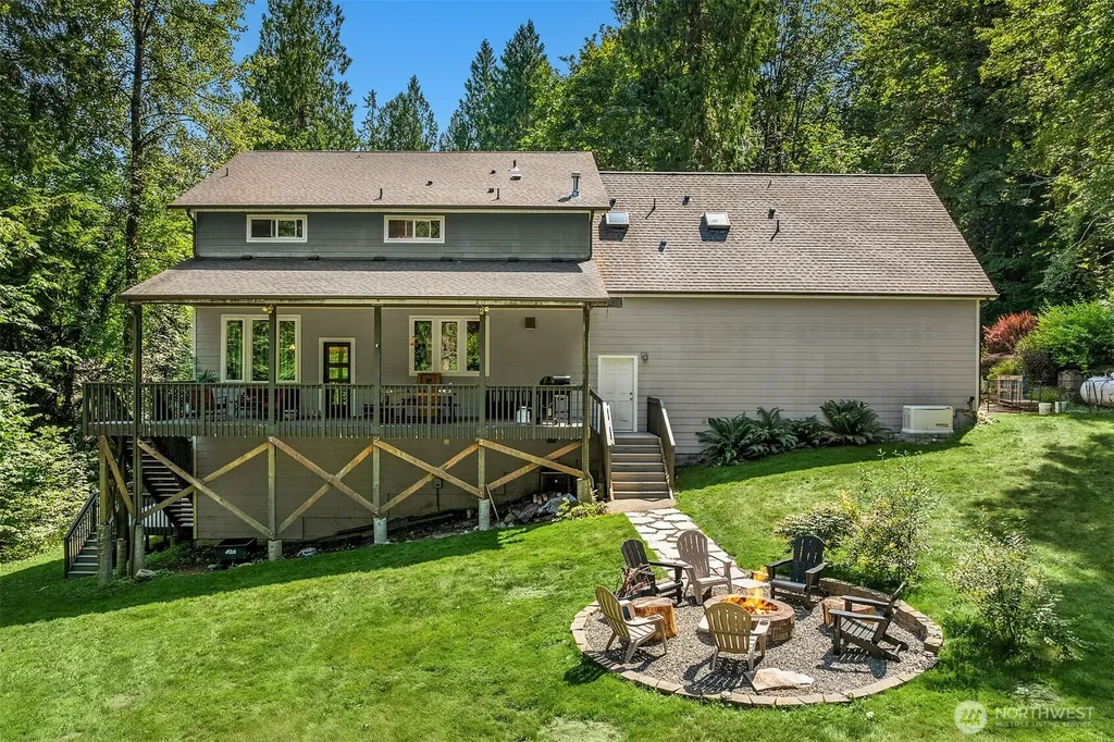 5508 329th Avenue SE Fall City WA 98024