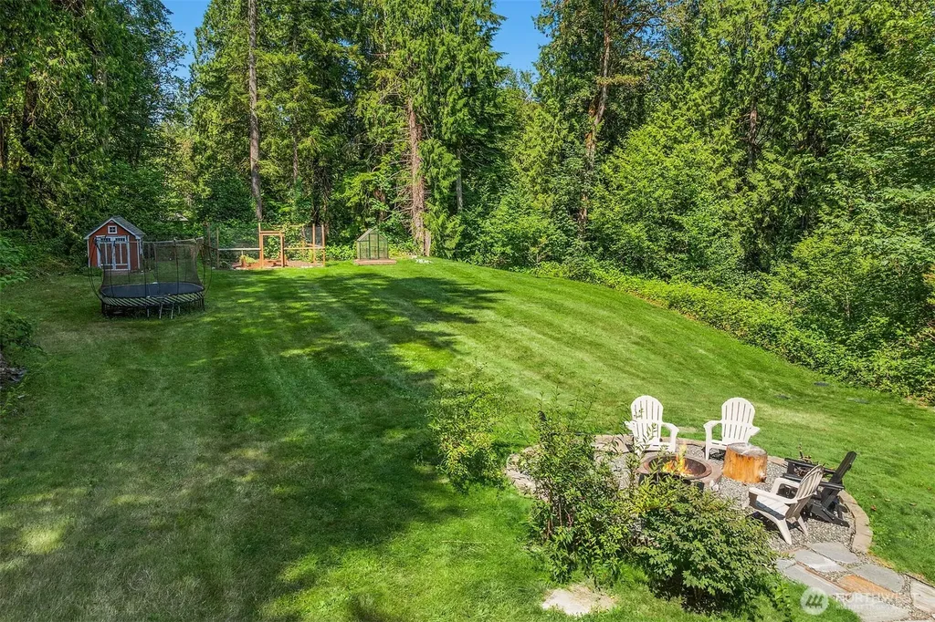 5508 329th Avenue SE Fall City WA 98024