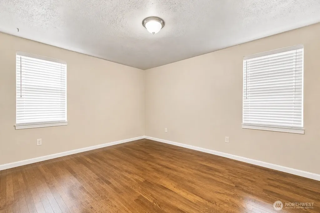 8316 121st Street SW Lakewood WA 98498