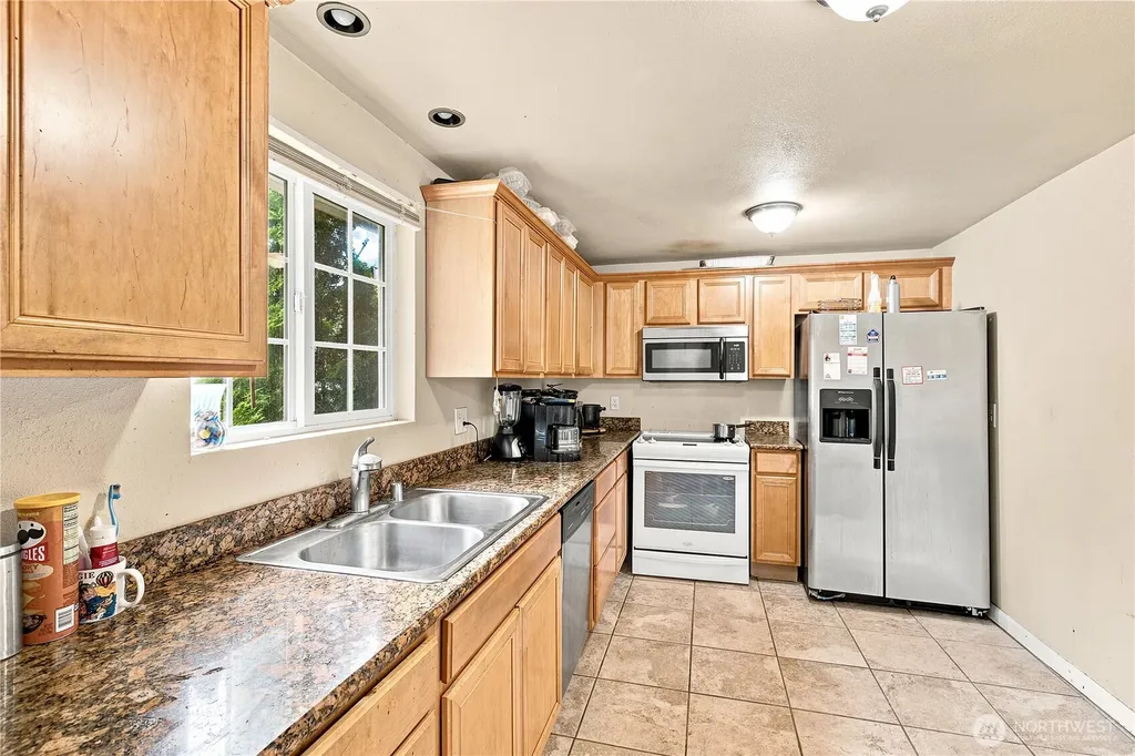 8316 121st Street SW Lakewood WA 98498