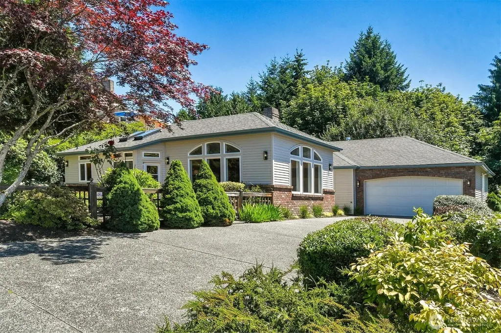 9407 61st Avenue W Mukilteo WA 98275