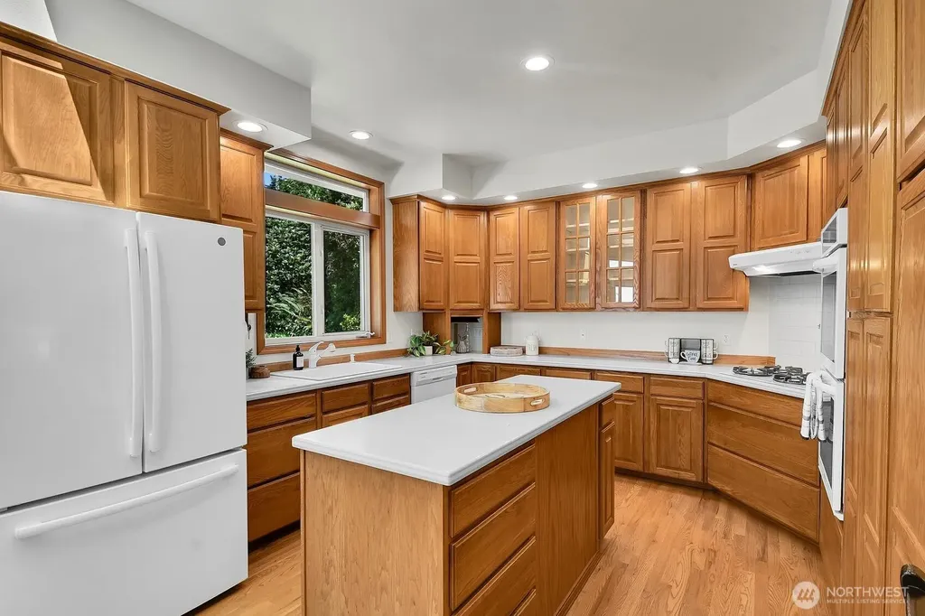 9407 61st Avenue W Mukilteo WA 98275