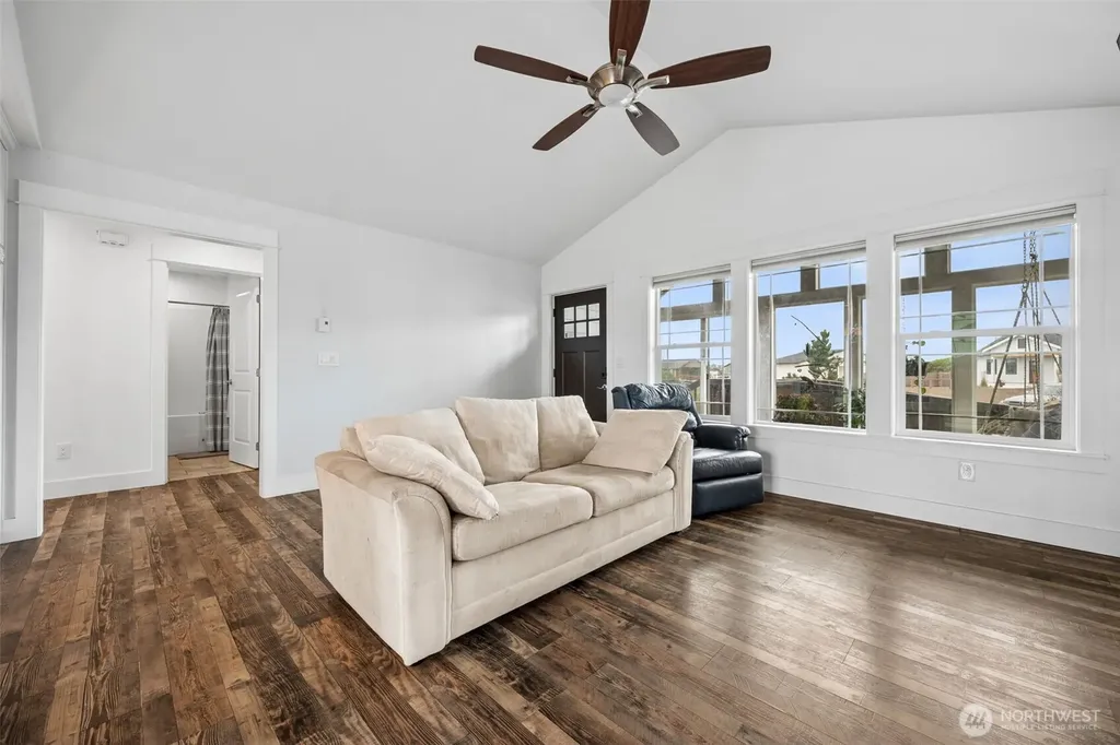 1181 Brookdale Court SW Ocean Shores WA 98569