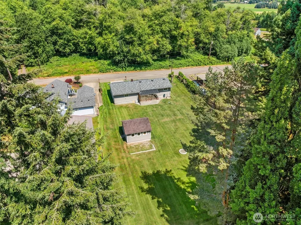 21 Maple Leaf Street Raymond WA 98577