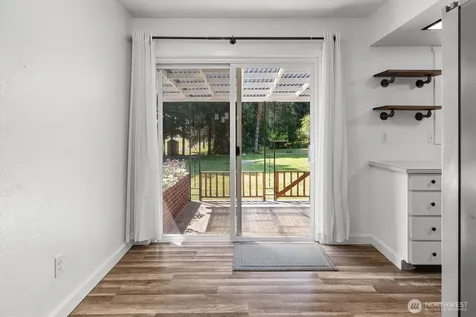 21 Maple Leaf Street Raymond WA 98577