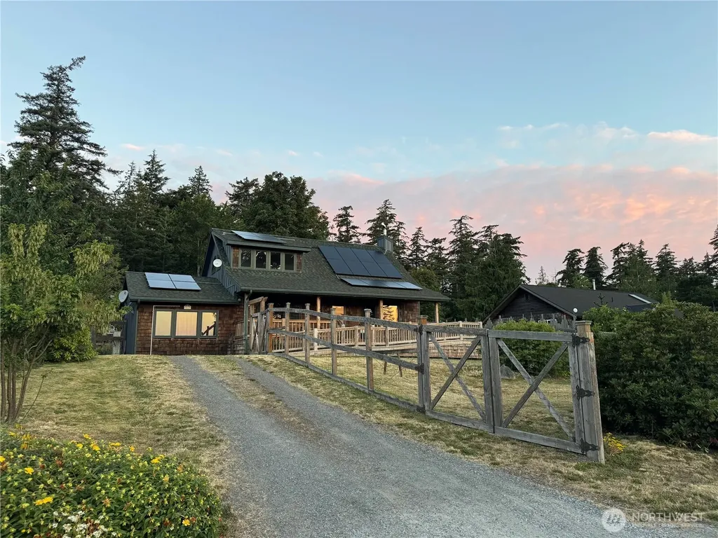 41 Mountain View Orcas Island WA 98245
