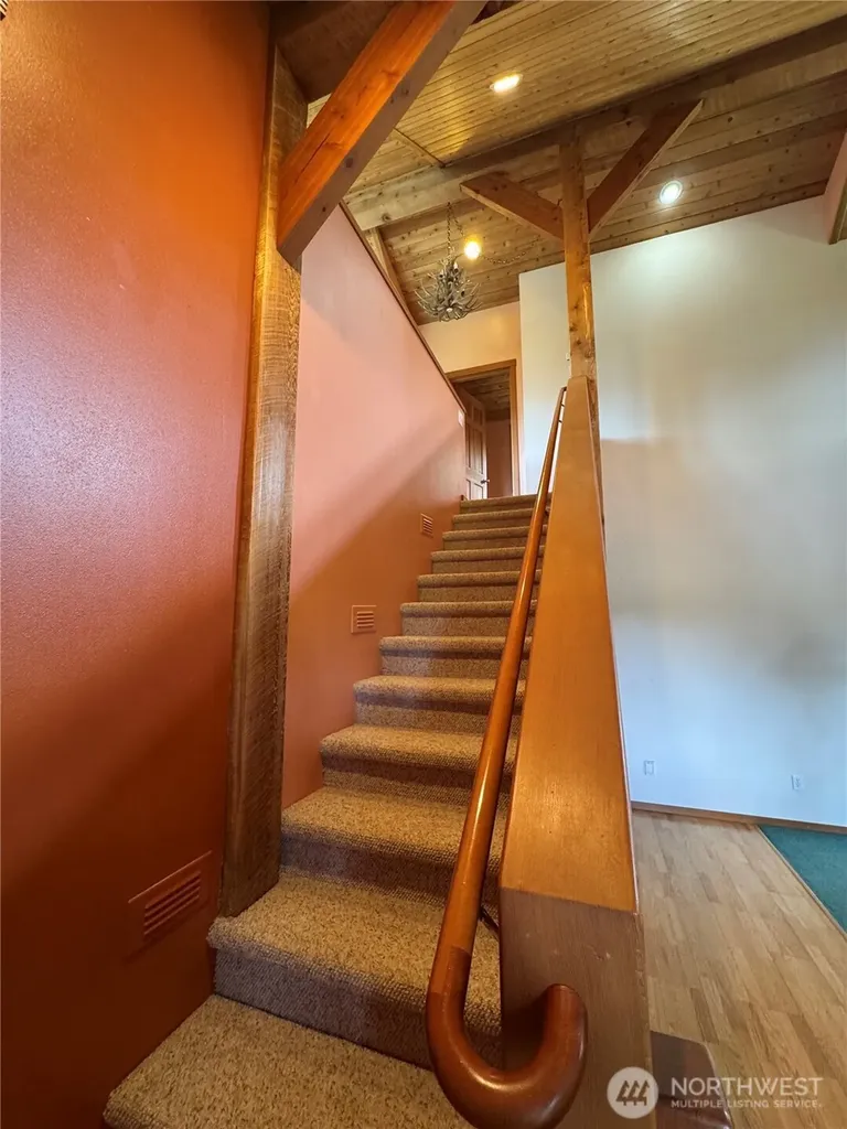 41 Mountain View Orcas Island WA 98245