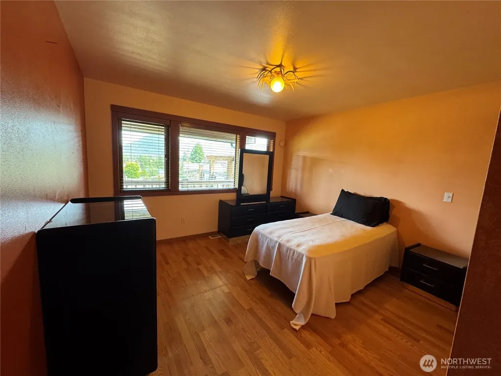 41 Mountain View Orcas Island WA 98245