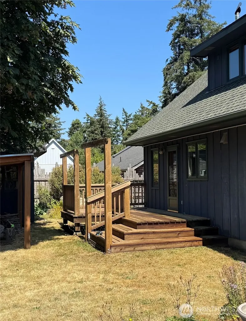 41 Mountain View Orcas Island WA 98245
