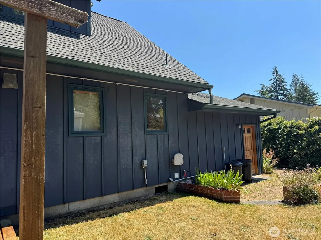 41 Mountain View Orcas Island WA 98245