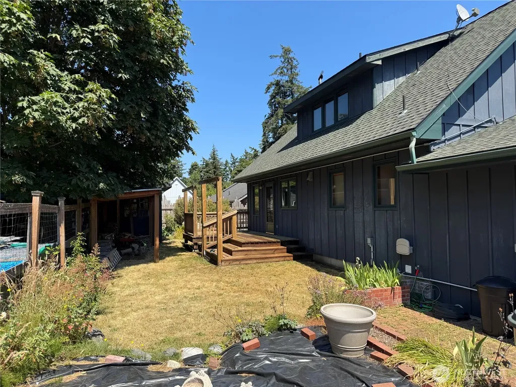 41 Mountain View Orcas Island WA 98245