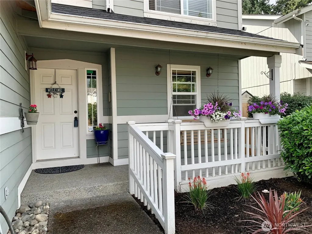 17722 37th Avenue E Tacoma WA 98446