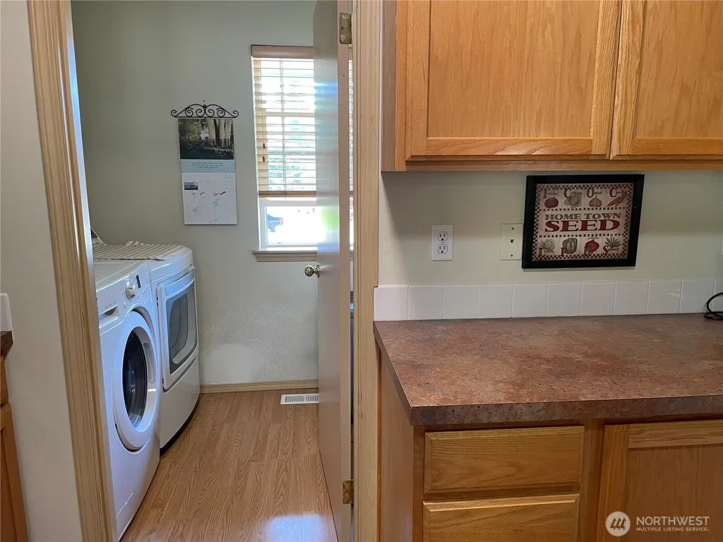 17722 37th Avenue E Tacoma WA 98446