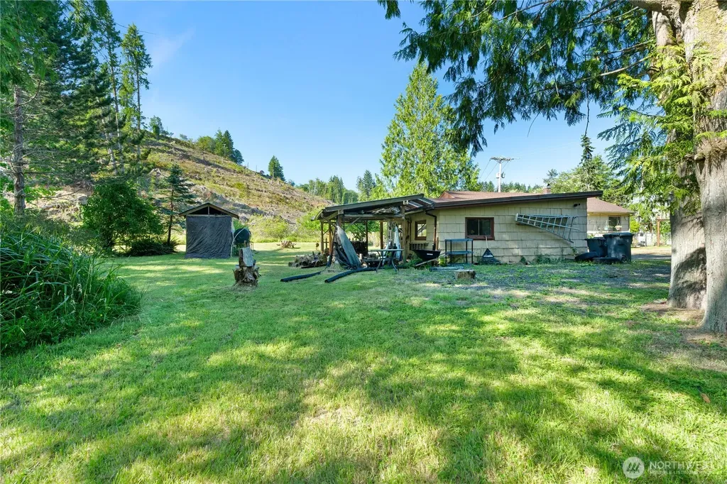 124 Endresen Road Hoquiam WA 98550