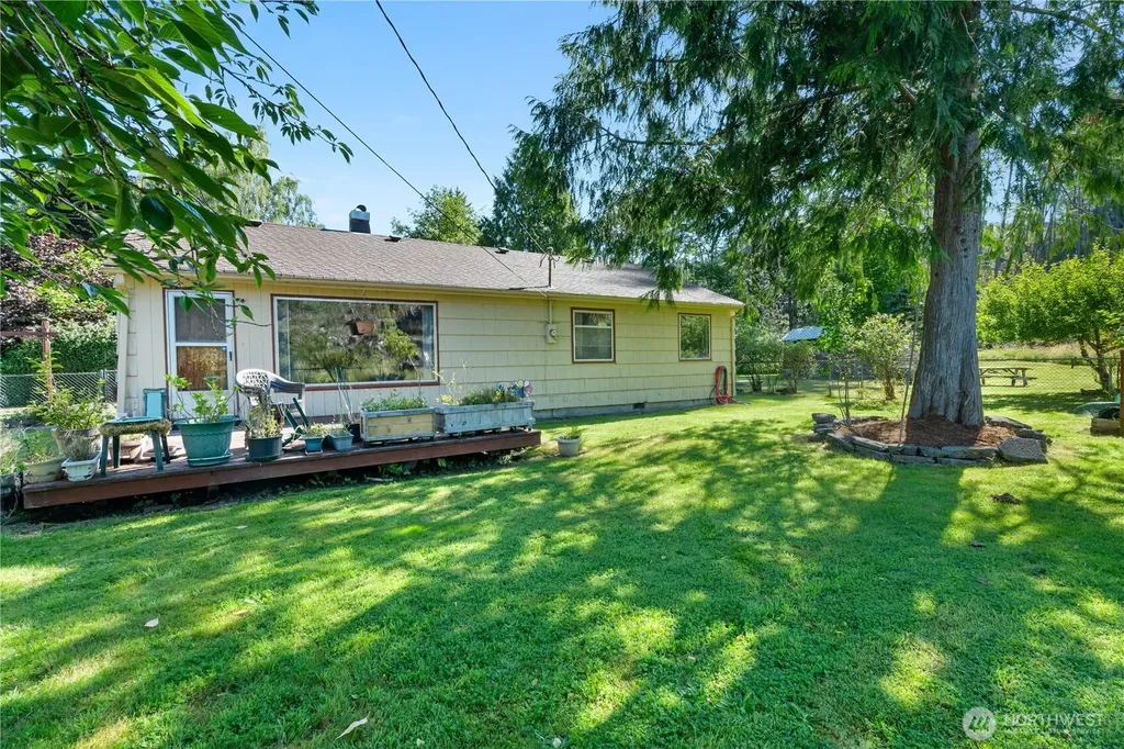 124 Endresen Road Hoquiam WA 98550