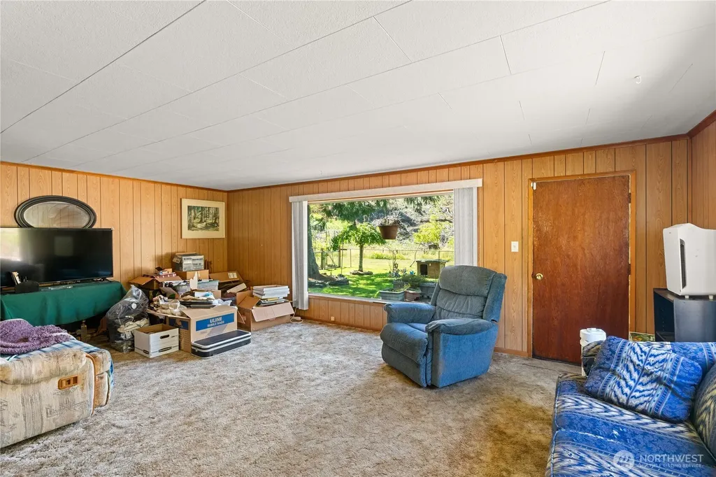 124 Endresen Road Hoquiam WA 98550