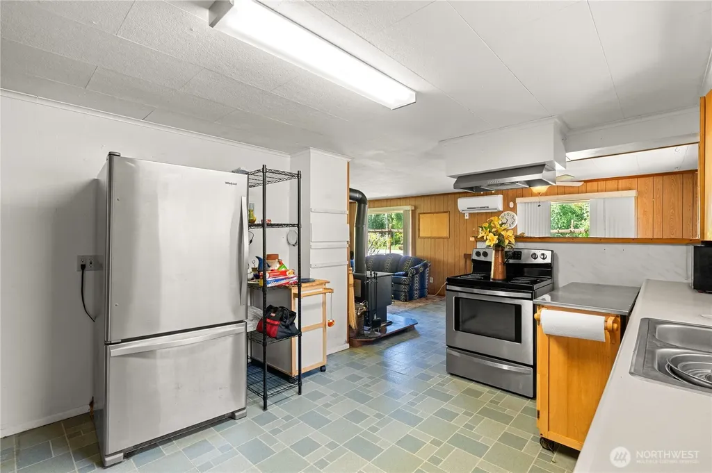 124 Endresen Road Hoquiam WA 98550