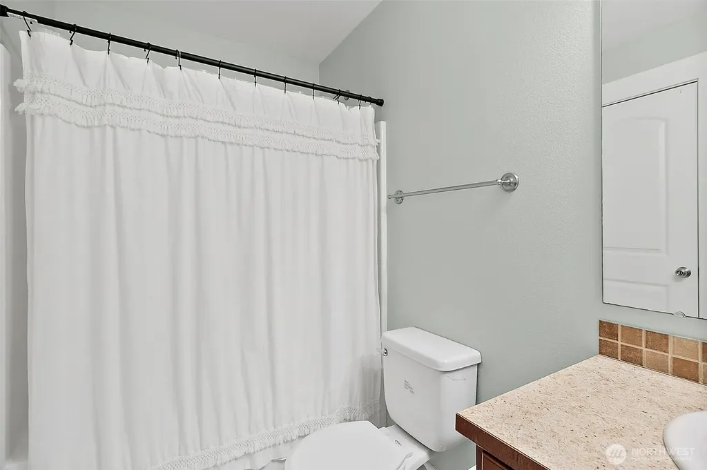 11005 179th Avenue Ct E Bonney Lake WA 98391