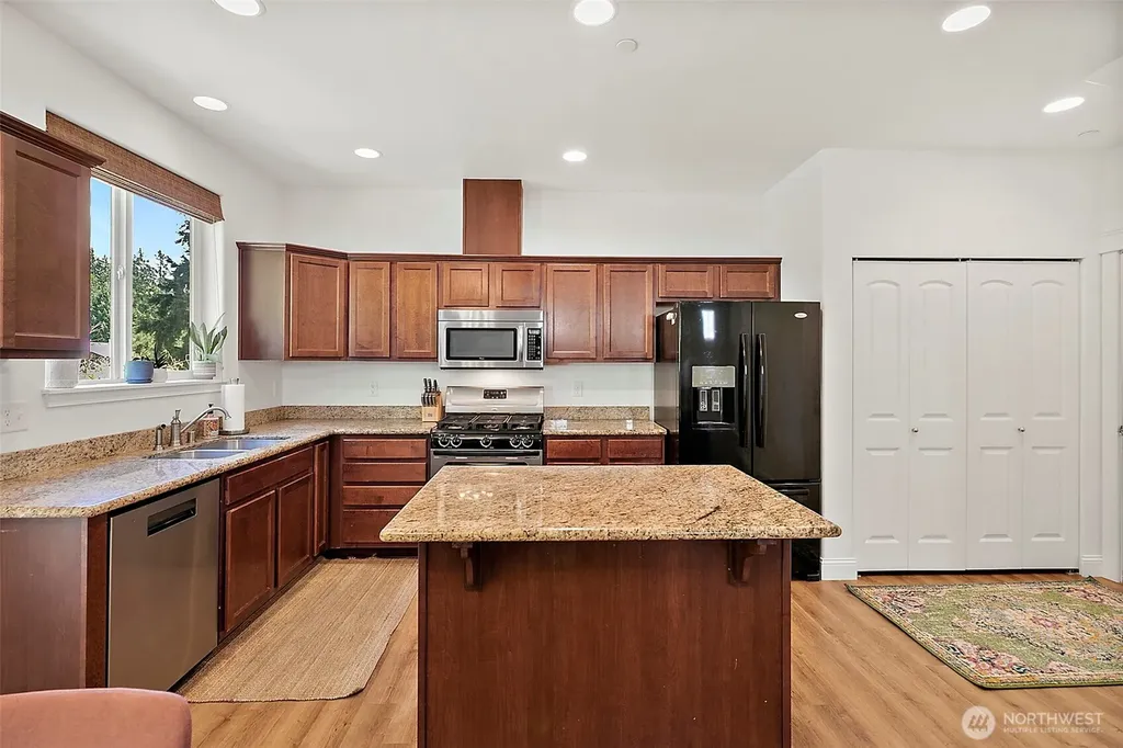 11005 179th Avenue Ct E Bonney Lake WA 98391