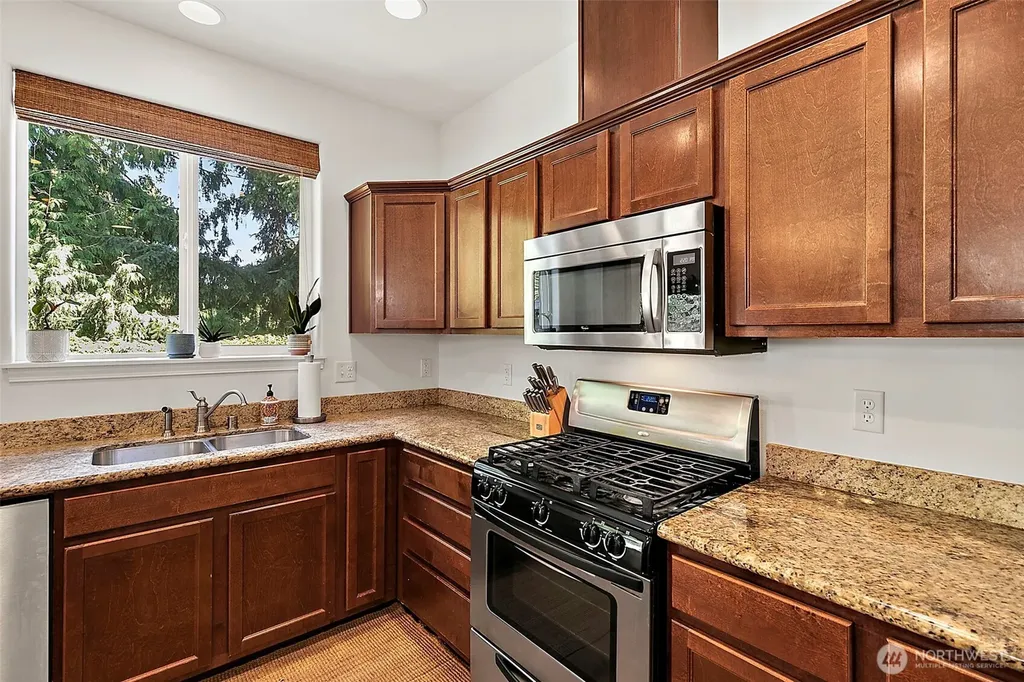 11005 179th Avenue Ct E Bonney Lake WA 98391
