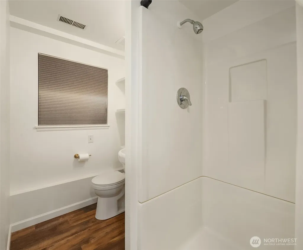 23823 86th Avenue W Edmonds WA 98026