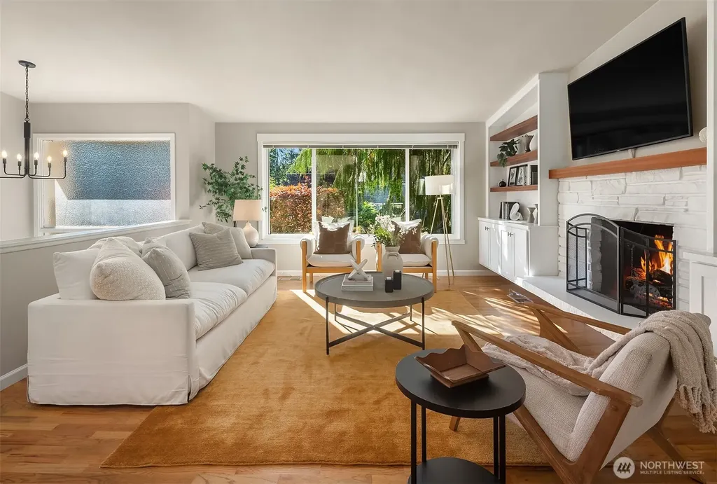23823 86th Avenue W Edmonds WA 98026