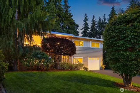 23823 86th Avenue W Edmonds WA 98026