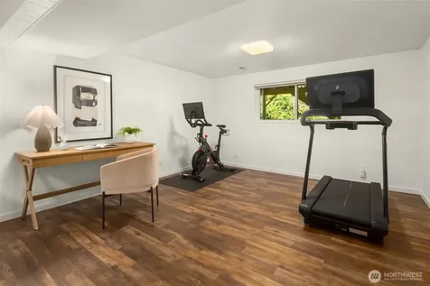 23823 86th Avenue W Edmonds WA 98026
