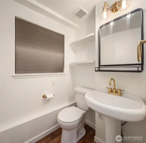 23823 86th Avenue W Edmonds WA 98026