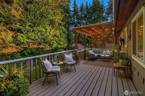 23823 86th Avenue W Edmonds WA 98026