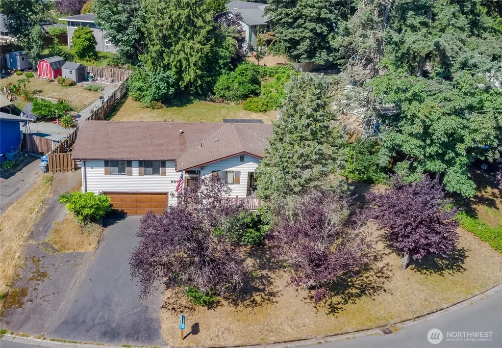 25401 35th Place S Kent WA 98032