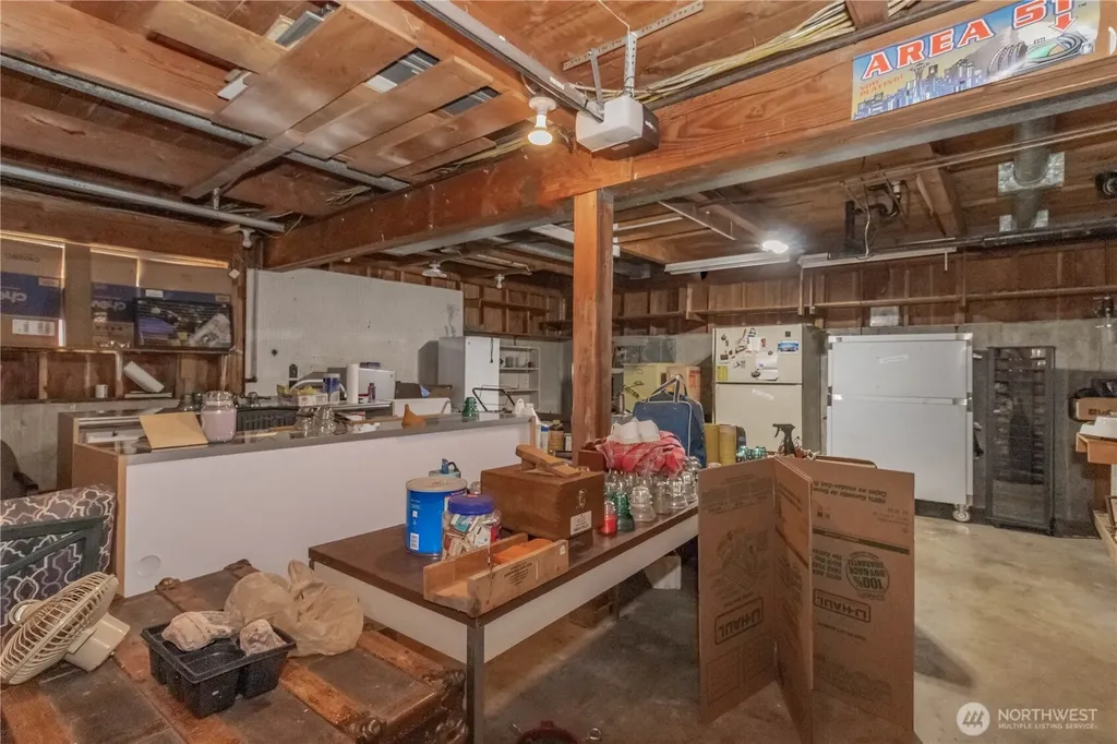 25401 35th Place S Kent WA 98032