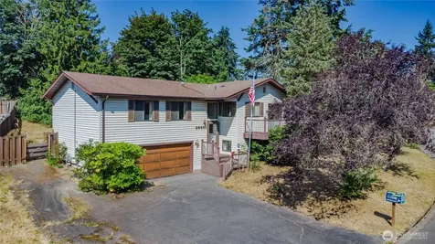 25401 35th Place S Kent WA 98032