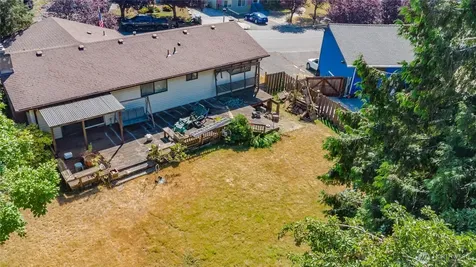 25401 35th Place S Kent WA 98032