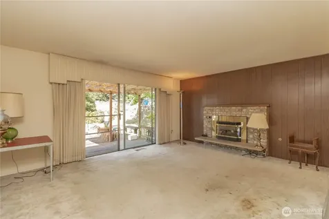 25401 35th Place S Kent WA 98032
