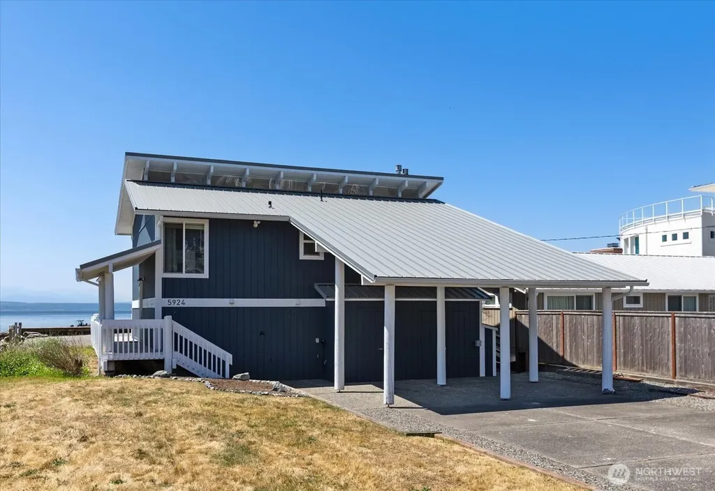 5924 Cedar Street Freeland WA 98249